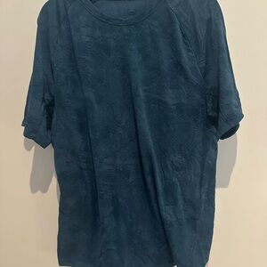 Lululemon Men's Teal Short-Sleeve Shirt